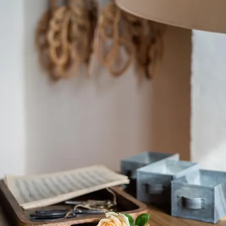 Palazzo Principi Lanza אתר נופש סן ניקולה ארצ'לה