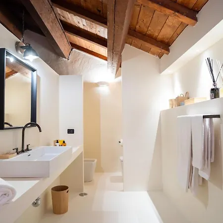 리조트 Palazzo Principi Lanza *