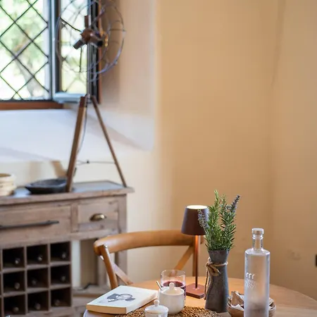 Palazzo Principi Lanza * 산 니콜라 아르첼라