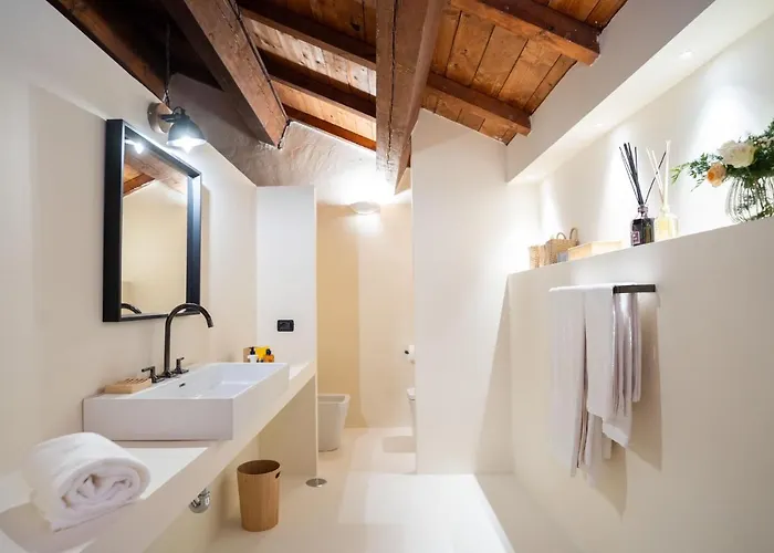 度假村 Palazzo Principi Lanza *